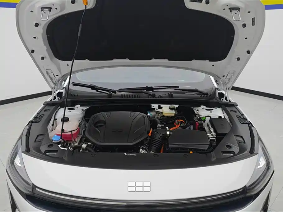 Geely Galaxy L6 2025 — фото 10
