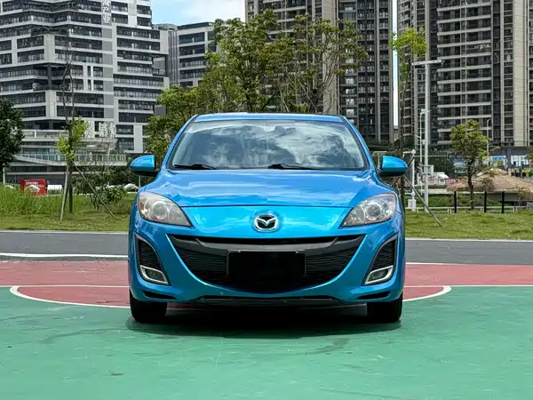 Mazda 3 Xingcheng 2013