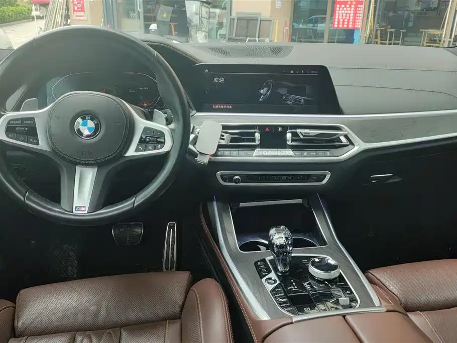 BMW X7 2022 — фото 12