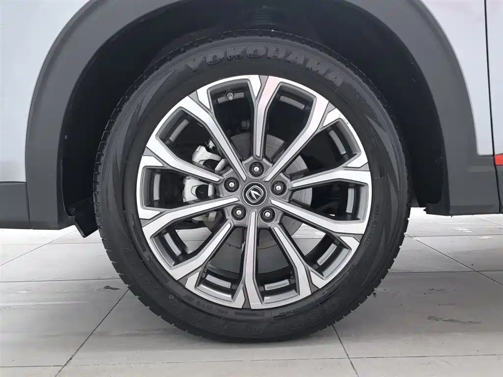 Changan CS85 COUPE 2022 — фото 17