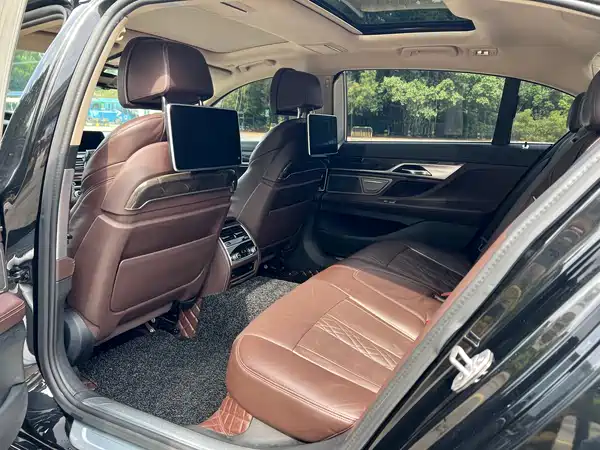 BMW 7 Series 2016