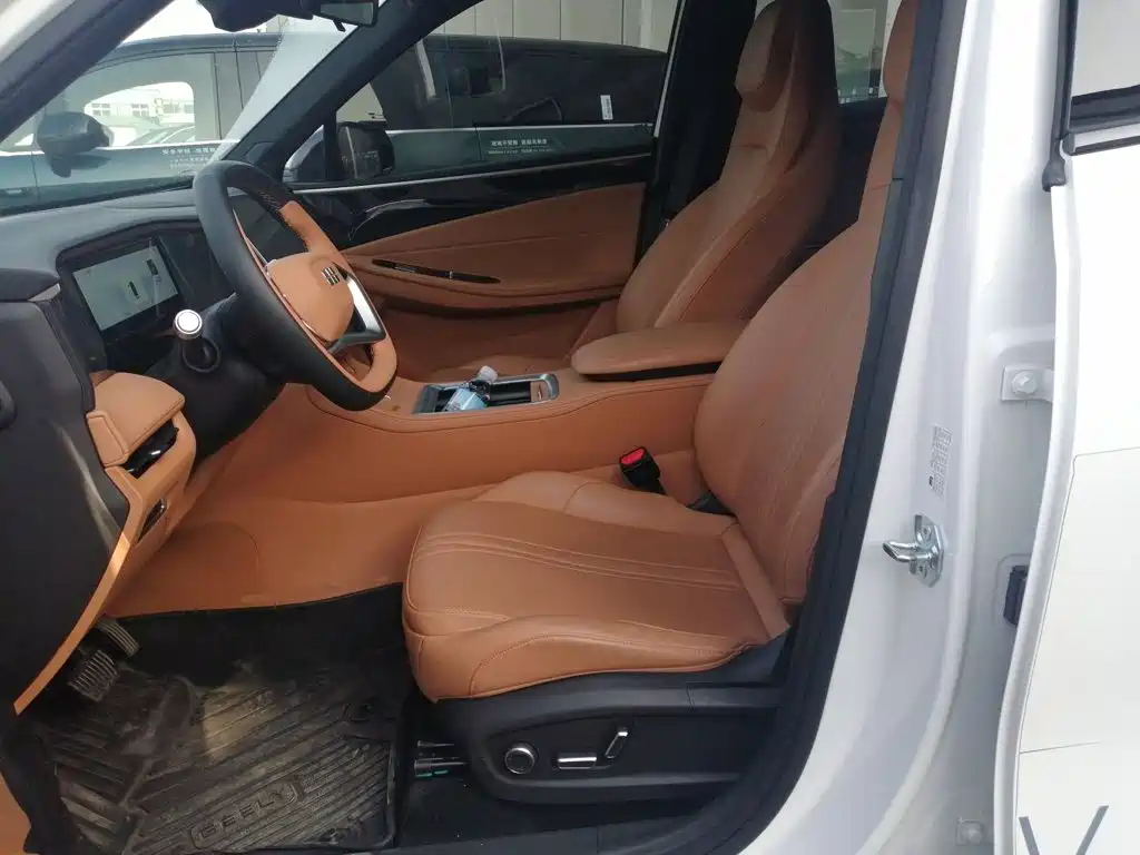 Geely Galaxy L7 2025 — фото 11