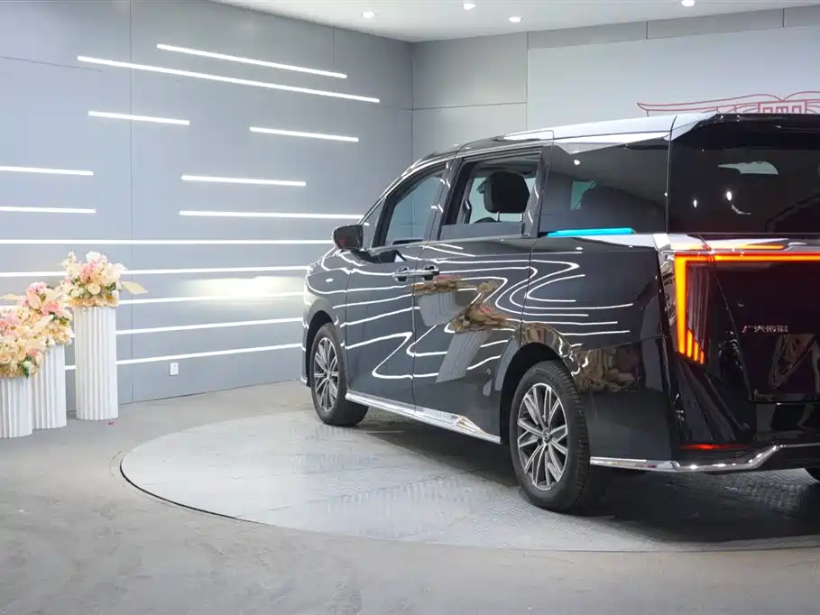 GAC Motor Trumpchi M8 2025 — фото 5