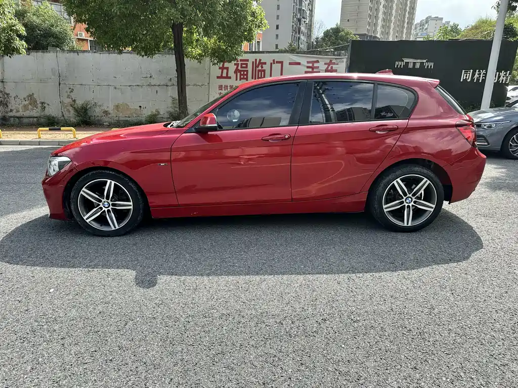 BMW 1 Series 2012 — фото 10