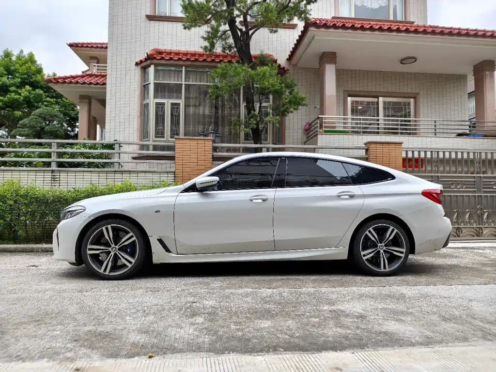 BMW 6 Series GT 2021 — фото 2
