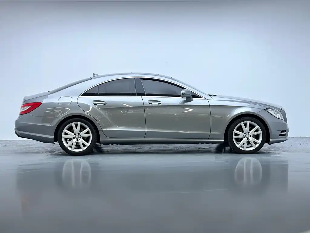 Mercedes-Benz CLS 2012 — фото 4