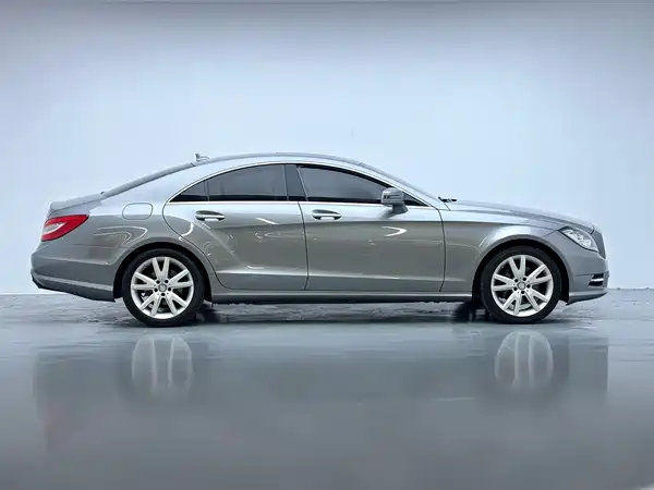 Mercedes-Benz CLS 2012