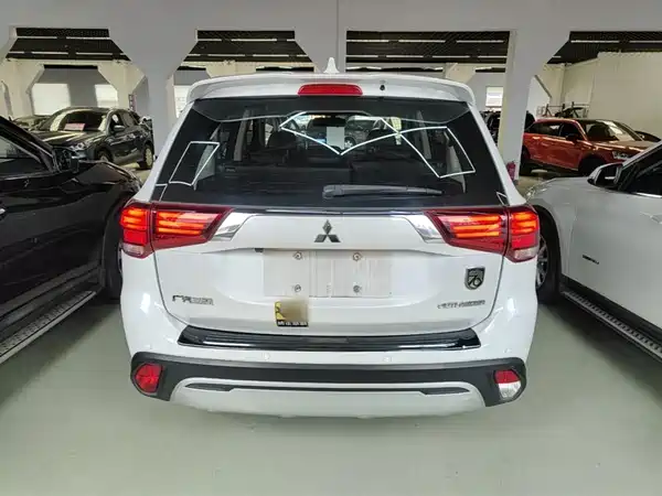 Mitsubishi Outlander 2019