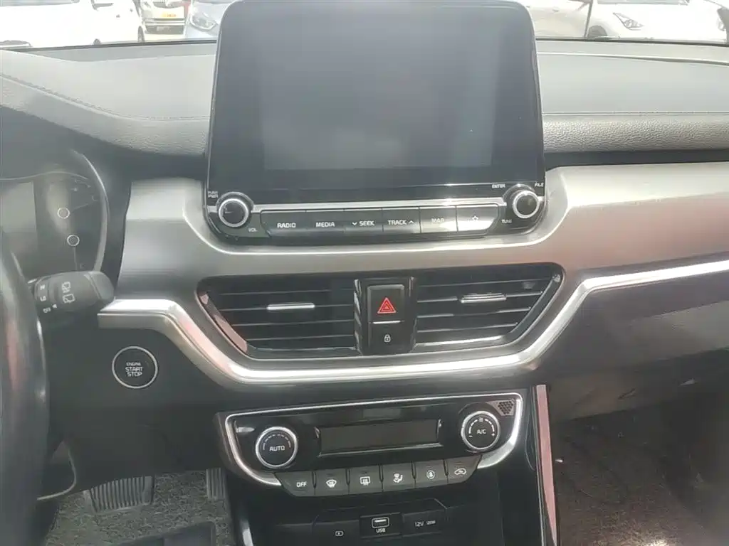 Kia Sportage 2018 — фото 13