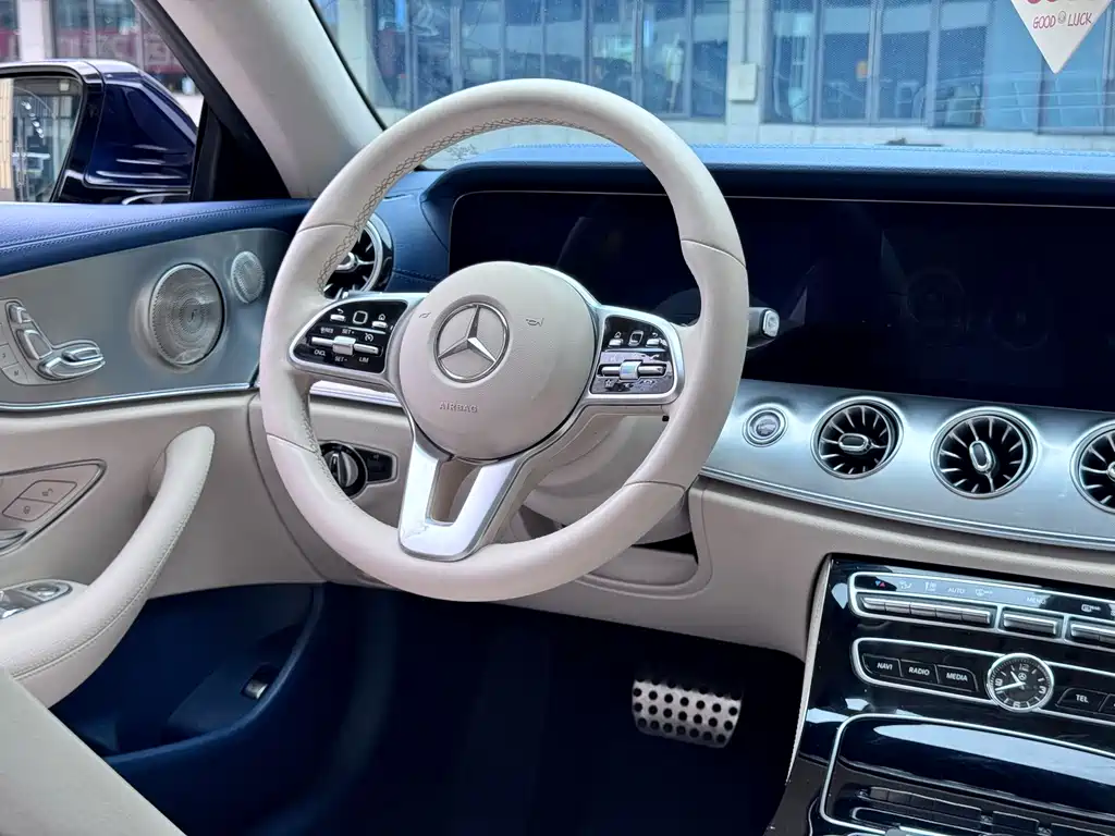 Mercedes-Benz E-Class 2020 — фото 12