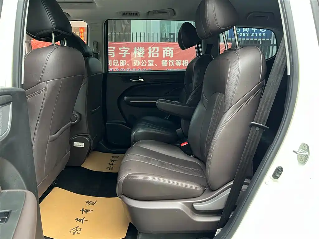 GAC Motor Trumpchi M6 2019 — фото 4