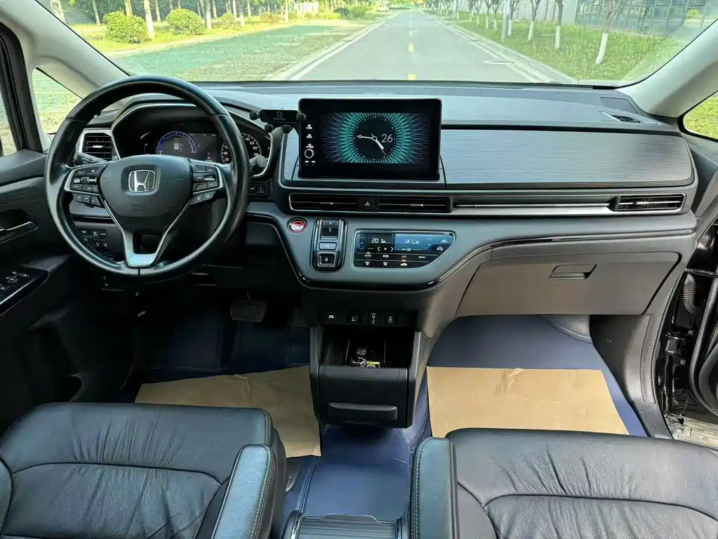 Honda Elysion 2023 — фото 15