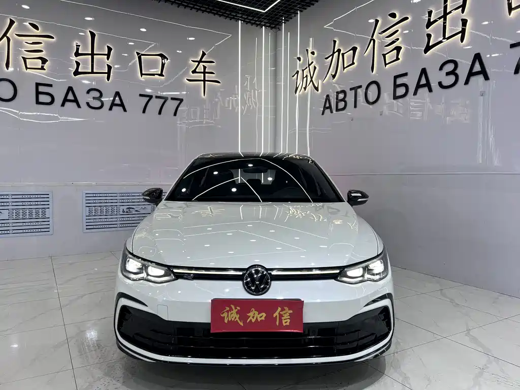 Volkswagen Golf 2022
