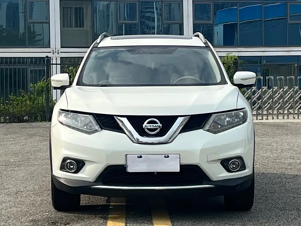 Nissan X-Trail 2015