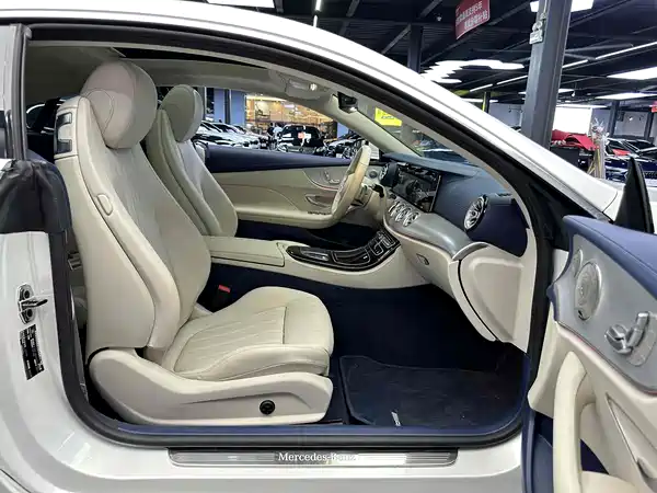 Mercedes-Benz E-Class 2021