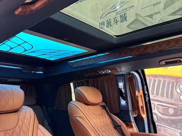 Mercedes-Benz V-Class 2022