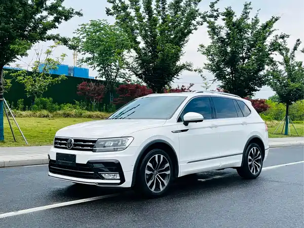 Volkswagen Tiguan L 2021