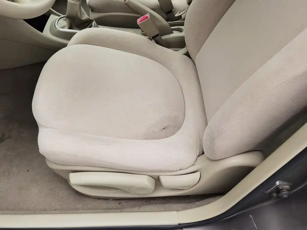 Nissan Sylphy 2017 — фото 20