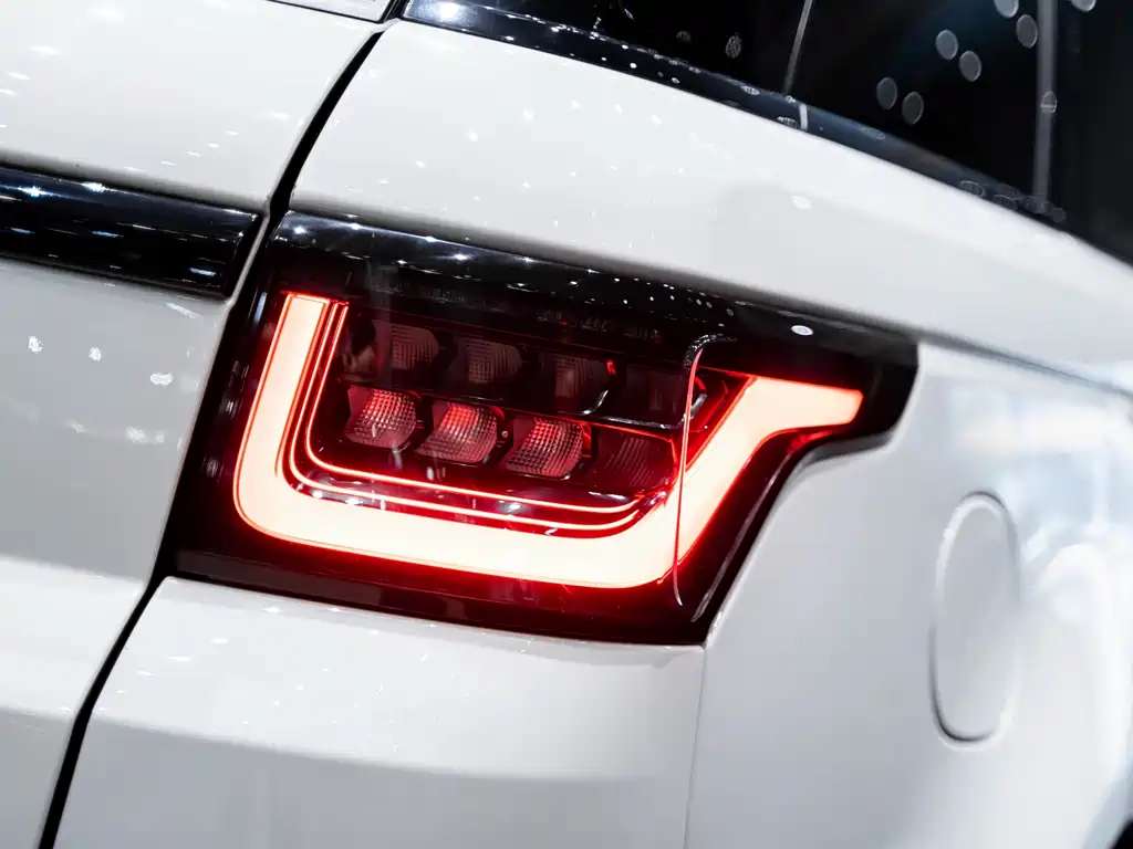 Land Rover Range Rover Sport 2019 — фото 8