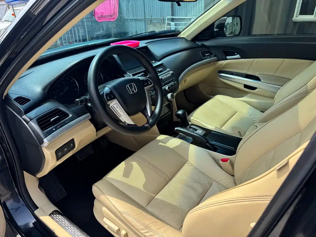 Honda Crosstour 2012