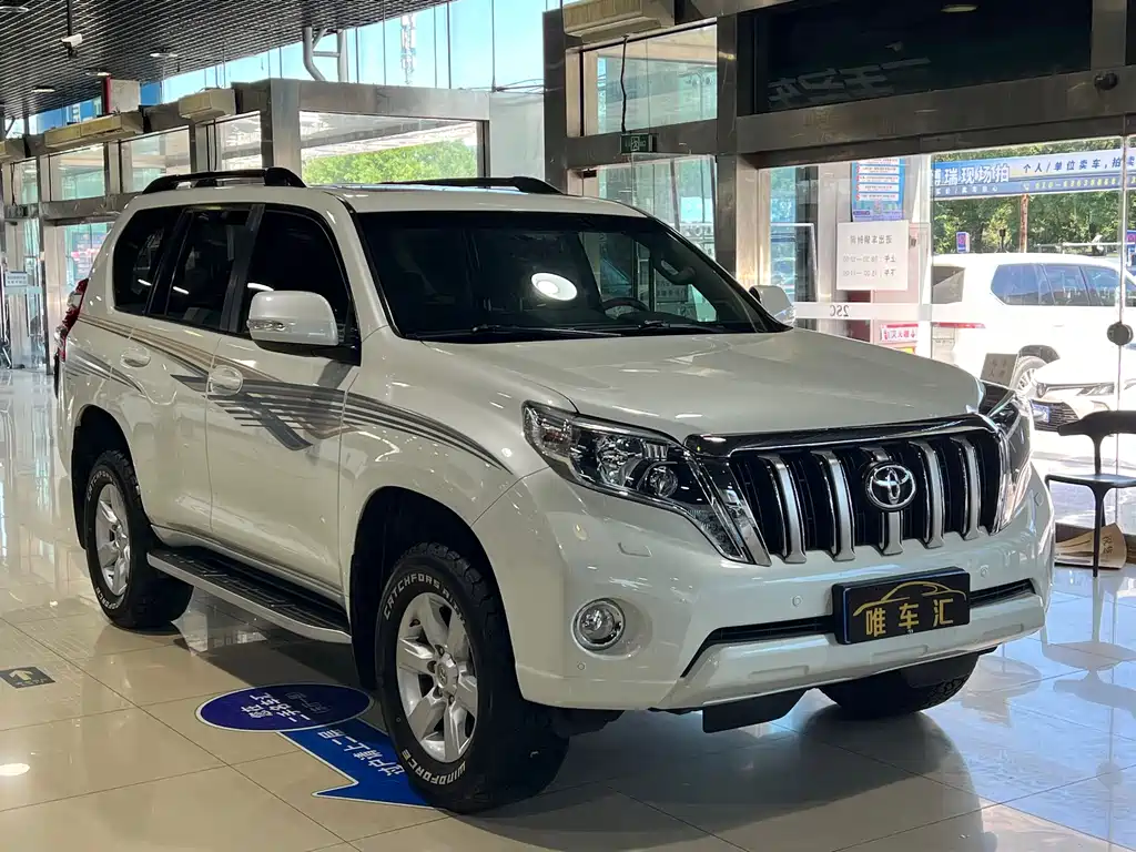 Toyota Prado 2016 — фото 3