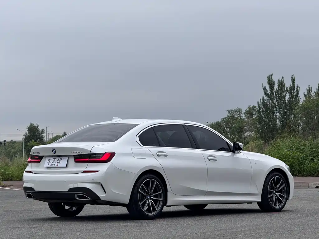 BMW 3 Series 2022