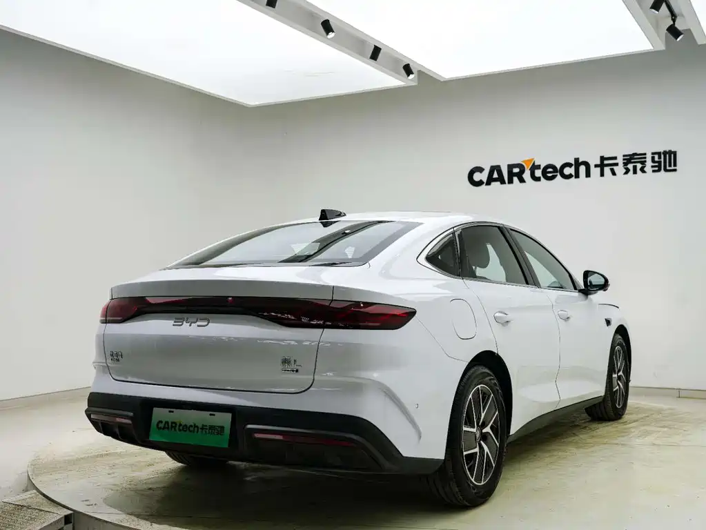 BYD Qin L 2025 — фото 20