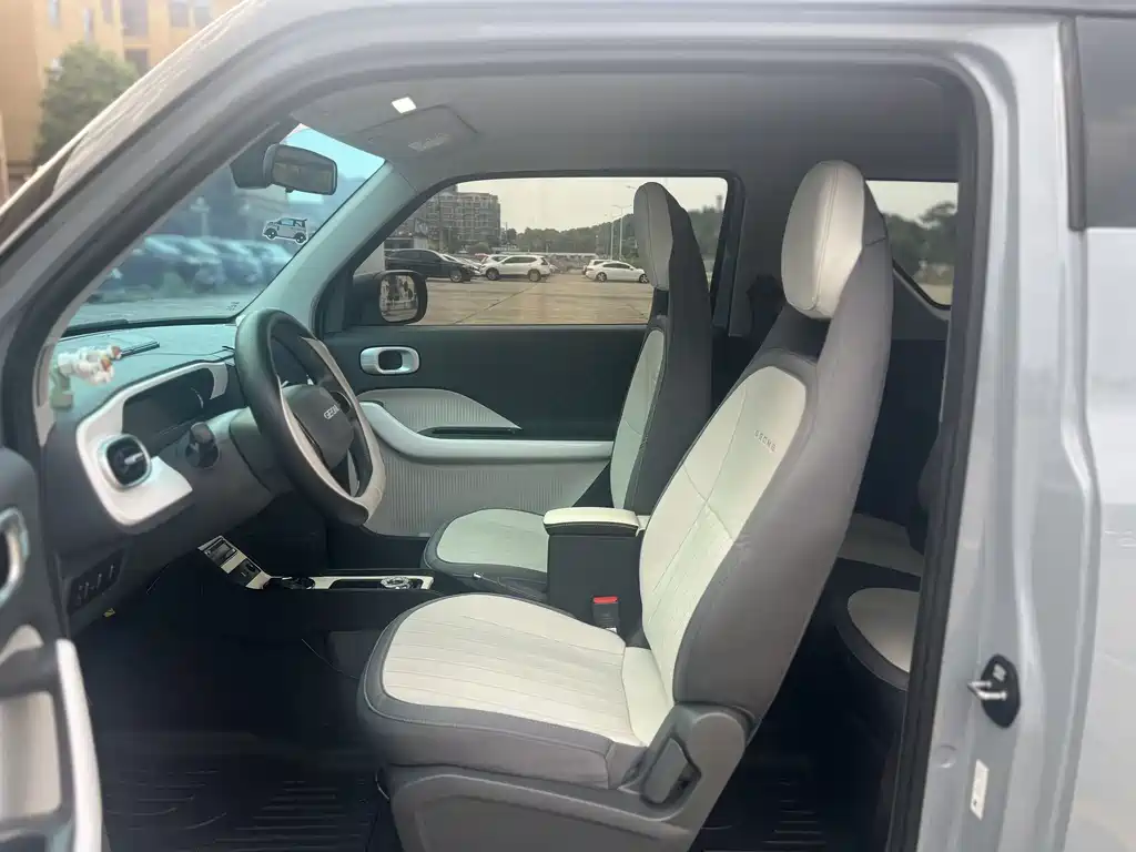 Geely Galaxy Panda 2025