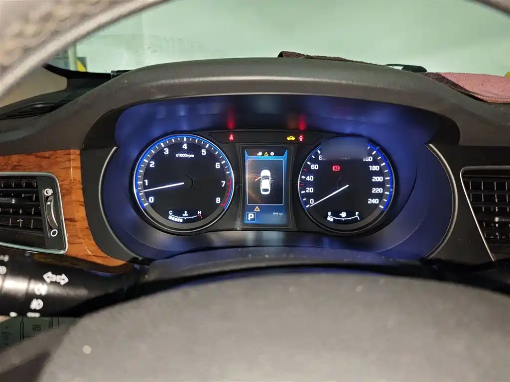 Hyundai Mistra 2015 — фото 4