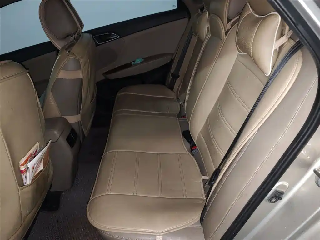 Hyundai Mistra 2015 — фото 15