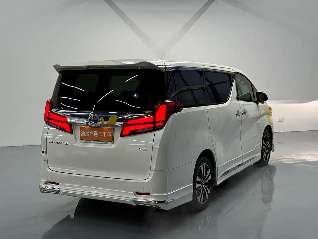 Toyota Alphard 2019 — фото 6