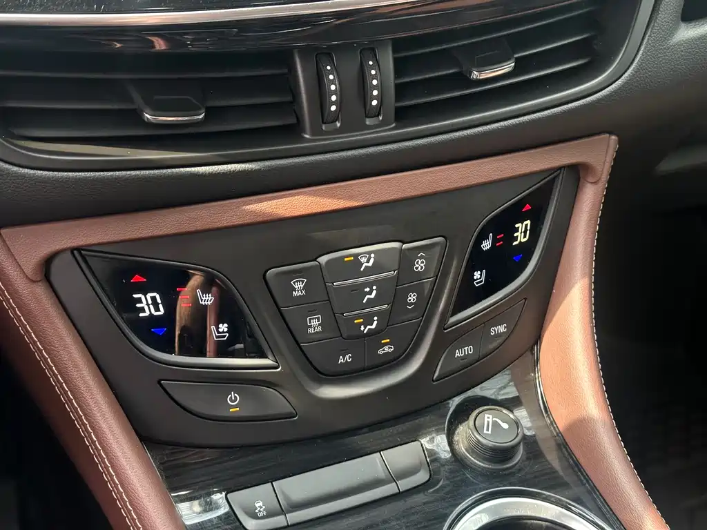 Buick Envision Plus 2022 — фото 13