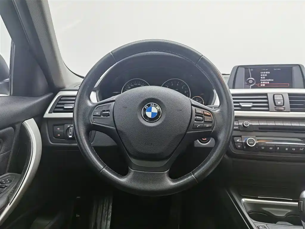 BMW 3 Series 2013 — фото 11