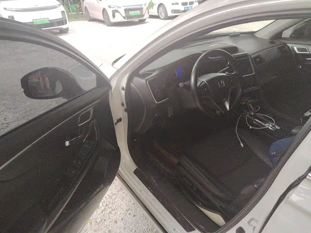 Honda Spirior 2017 — фото 17