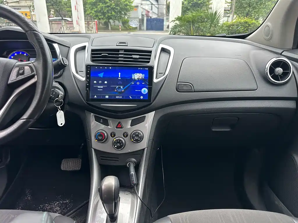Chevrolet Trax 2014 — фото 18