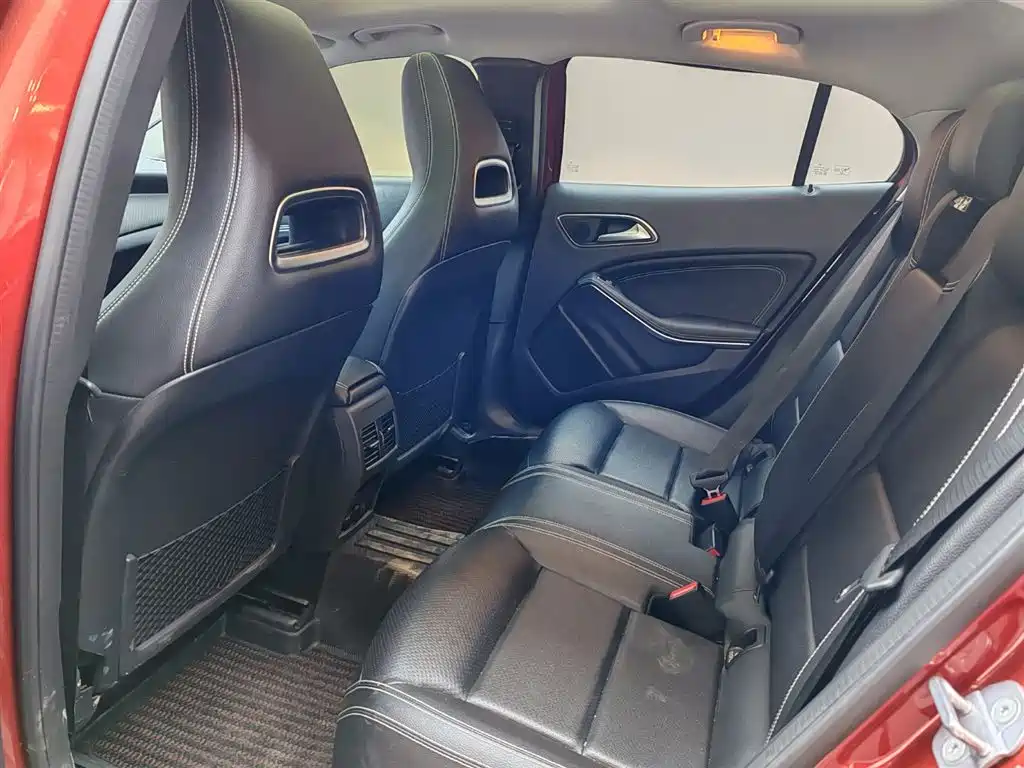 Mercedes-Benz GLA 2019 — фото 13