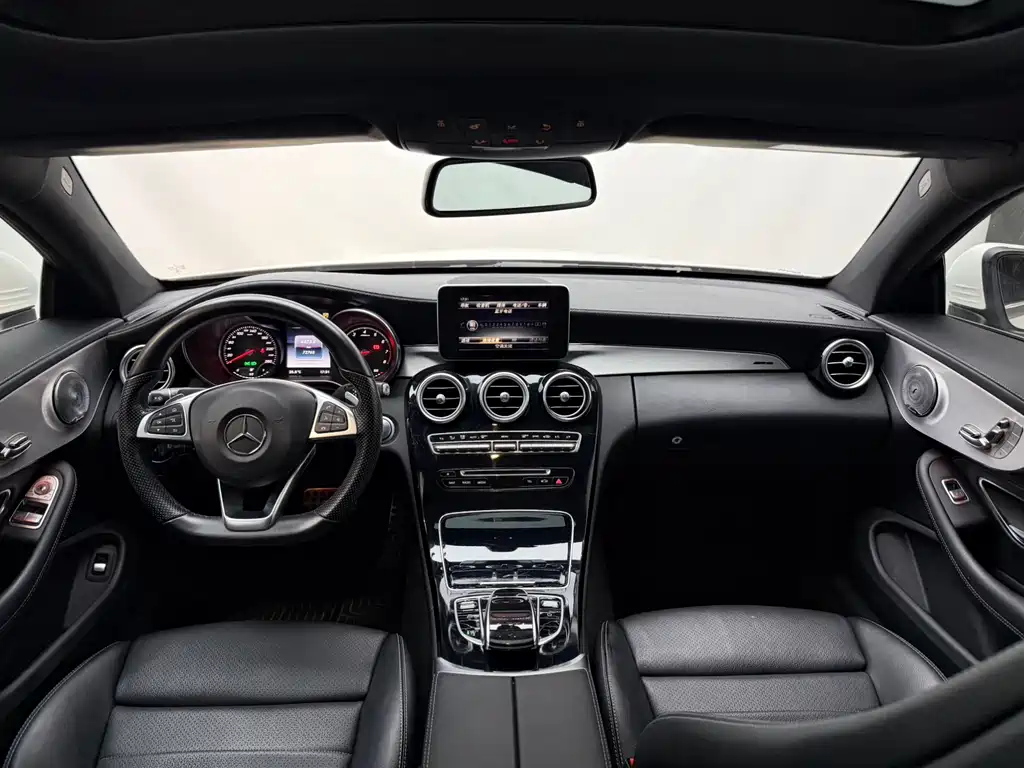 Mercedes-Benz C-Class 2017 — фото 10