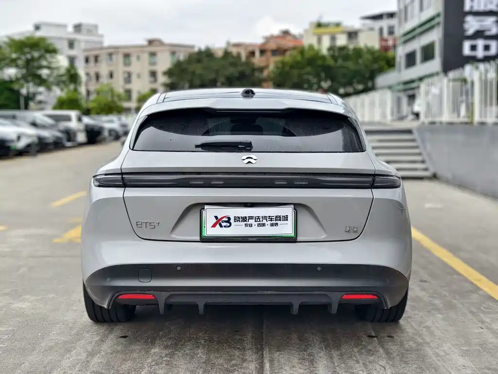 NIO ET5T 2025