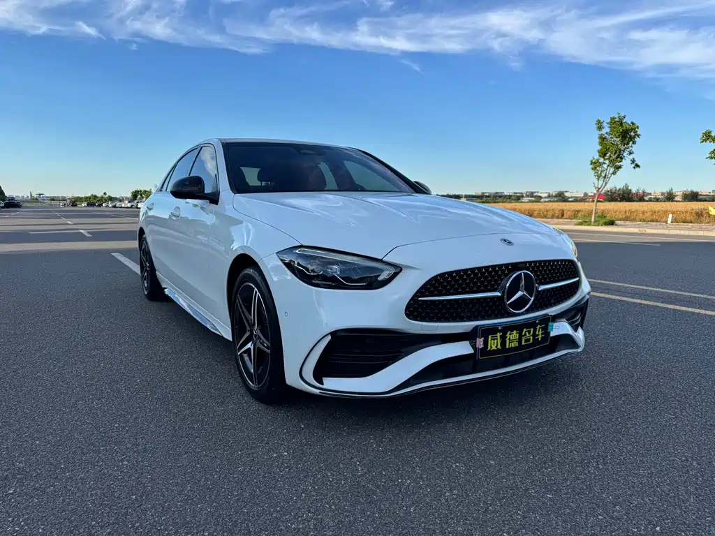 Mercedes-Benz C-Class 2023 — фото 3