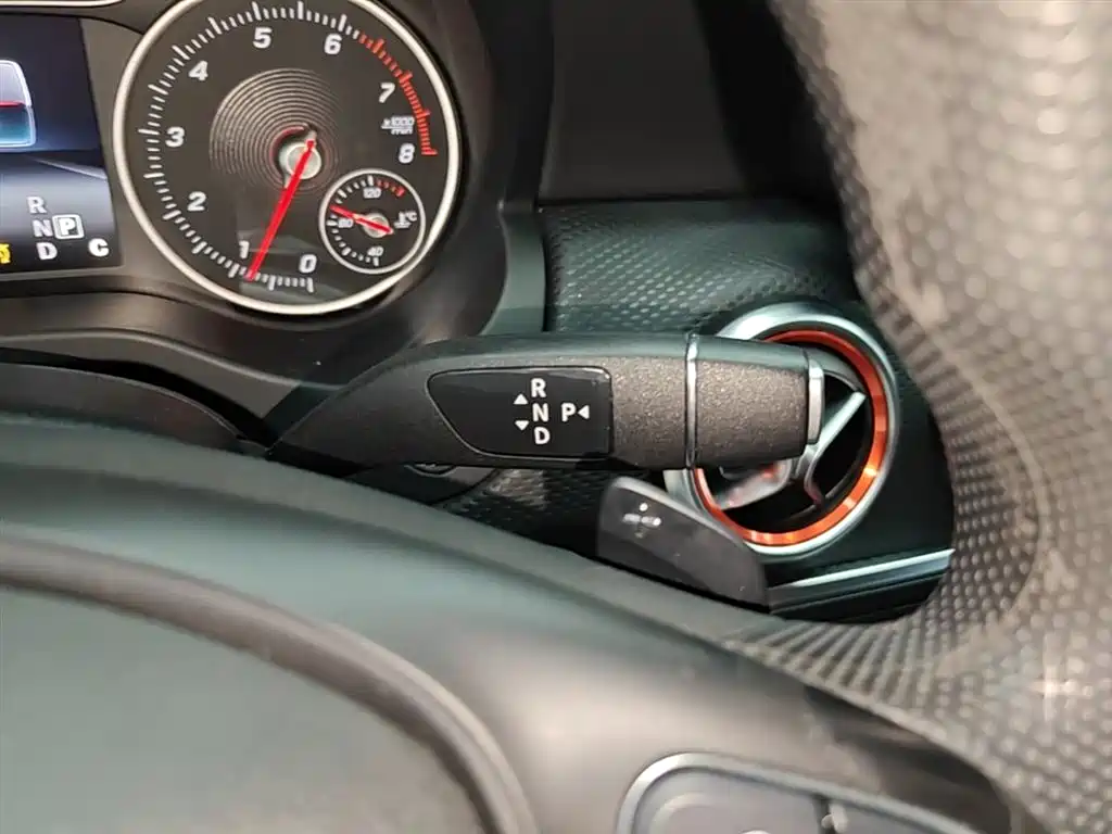 Mercedes-Benz A-Class 2016 — фото 14