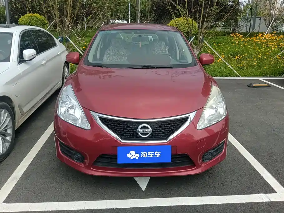Nissan Tiida 2016