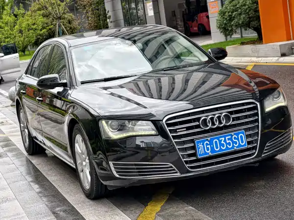 Audi A8 2012