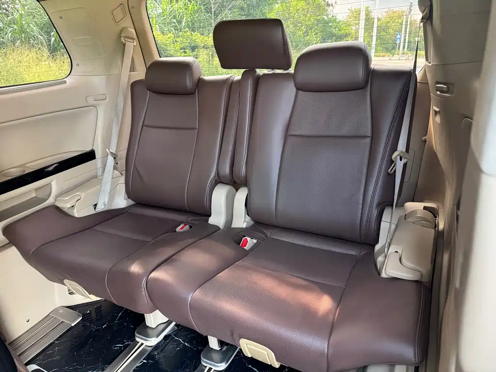 Toyota Alphard 2013 — фото 9