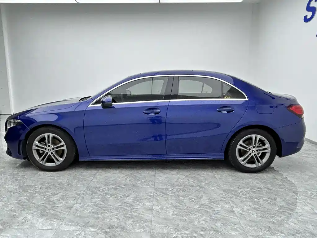 Mercedes-Benz A-Class 2022