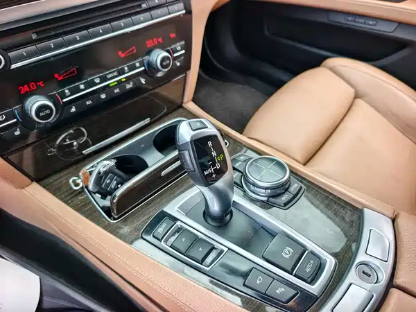 BMW 7 Series 2013