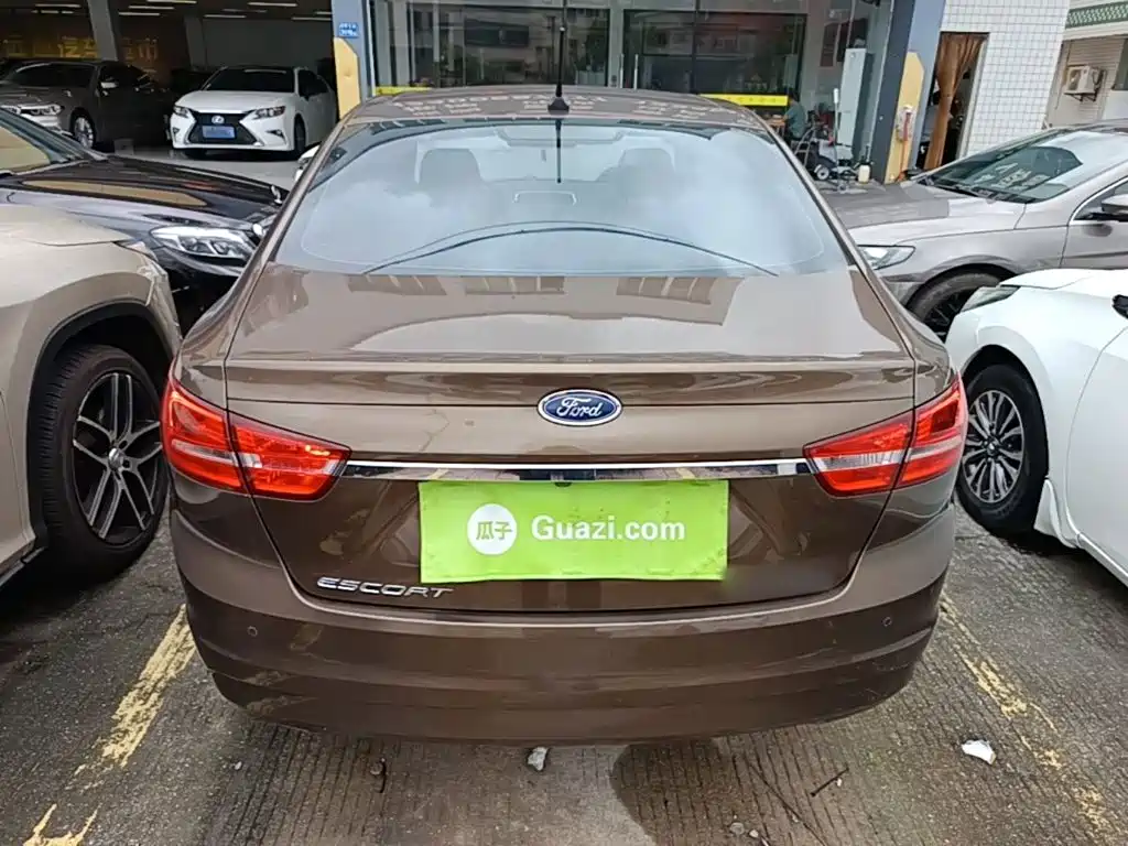 Ford Forrest 2018