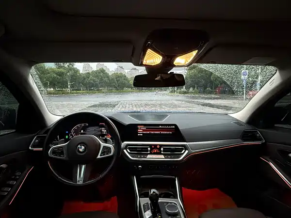 BMW 3 Series 2021