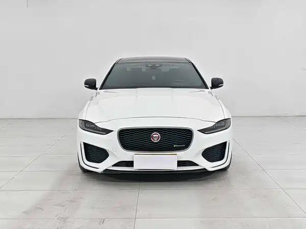 Jaguar XEL 2020