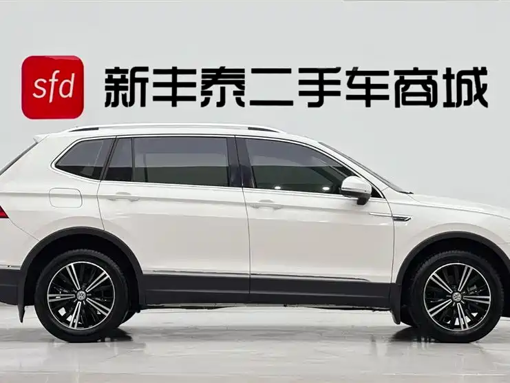 Volkswagen Tiguan L 2020 — фото 2