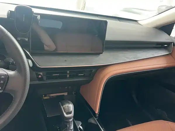 Toyota Camry 2024